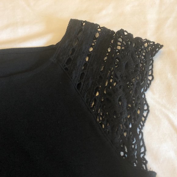 Ralph Lauren Black Short Sleeve Top Size Medium NWOT - Picture 2 of 5